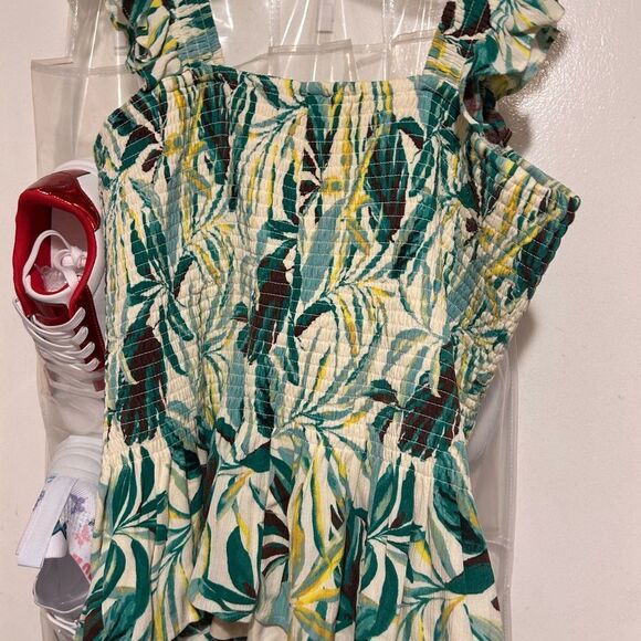 EUC Torrid Tropical Leaf Print Peplum Short Top - Picture 6 of 10